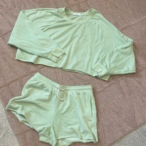 Talulah lime green set